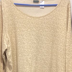 NWOT. Blue Country Clothing Co. Women’s  2X Long Sleeve Cotton Tee Tan Print
